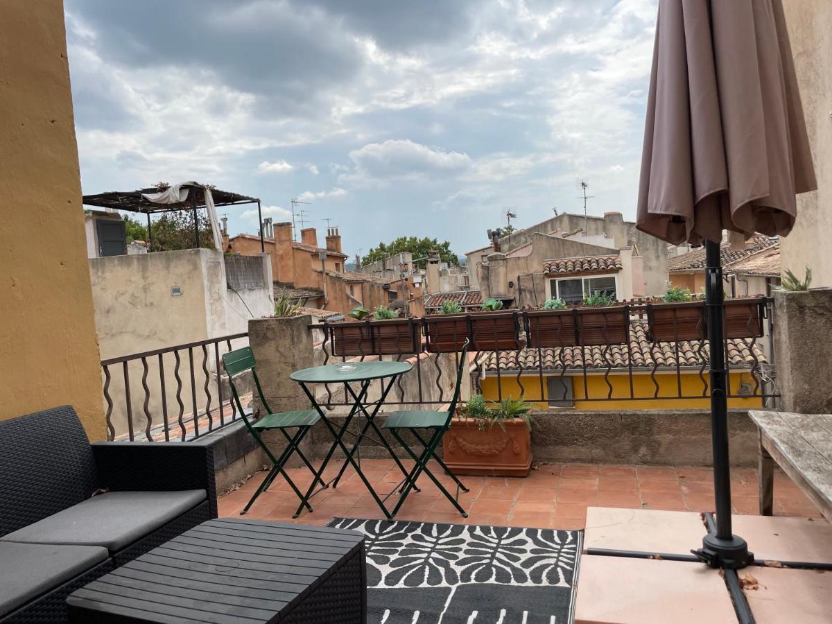 Une Terrasse Sur Les Toits Aix-en-Provence Buitenkant foto